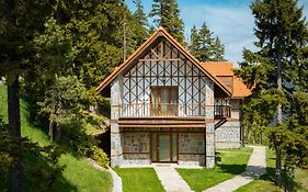 Foleya Mountain Resort Hotel & Villas